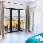 Madagascar Tomis Mamaia Nord アパート ナボダリ