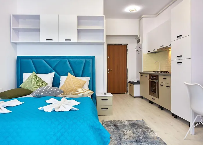 Madagascar Tomis * 那沃达利