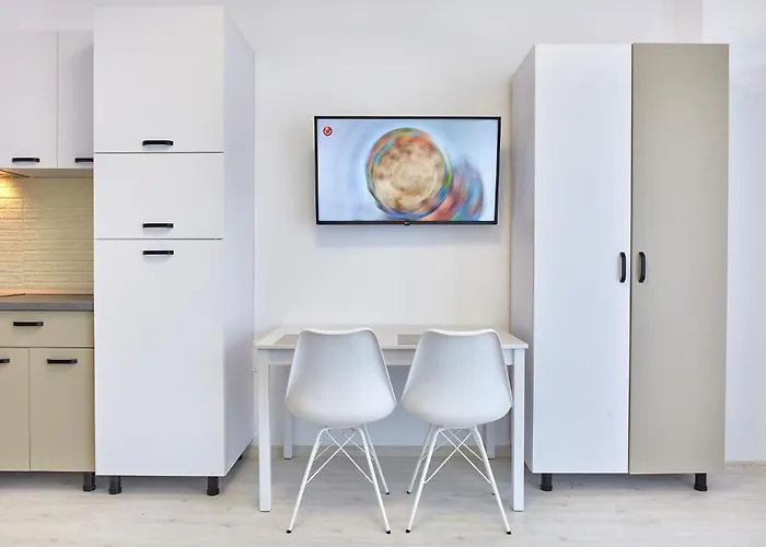 Madagascar Tomis * 那沃达利